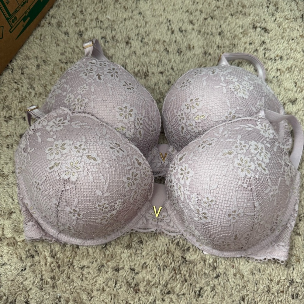 2 NWOT Victoria’s Secret Lavender Lace Push up Bra